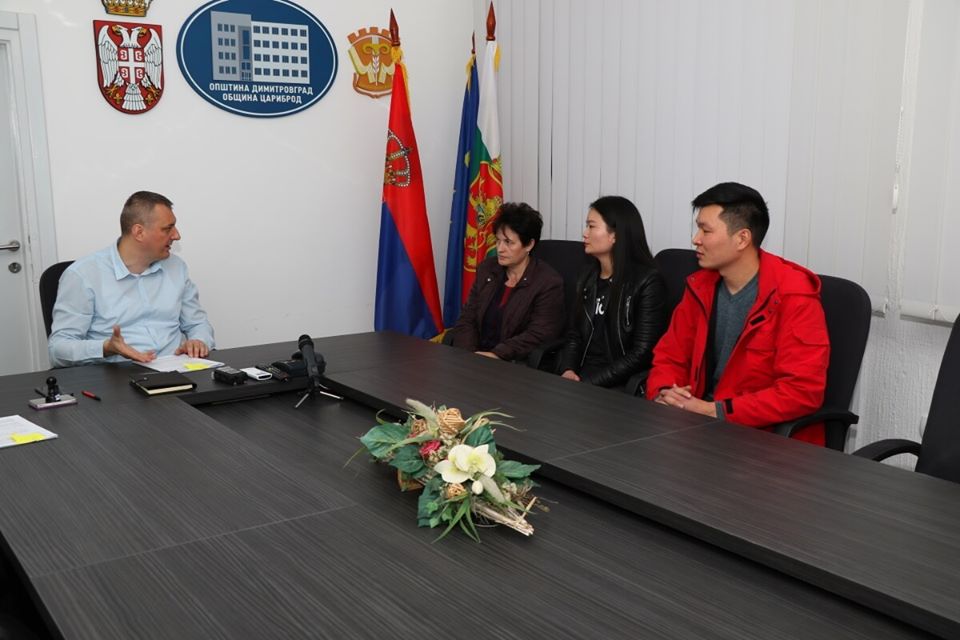Кинеска предузетница закупила простор за производњу одеће у Димитровграду